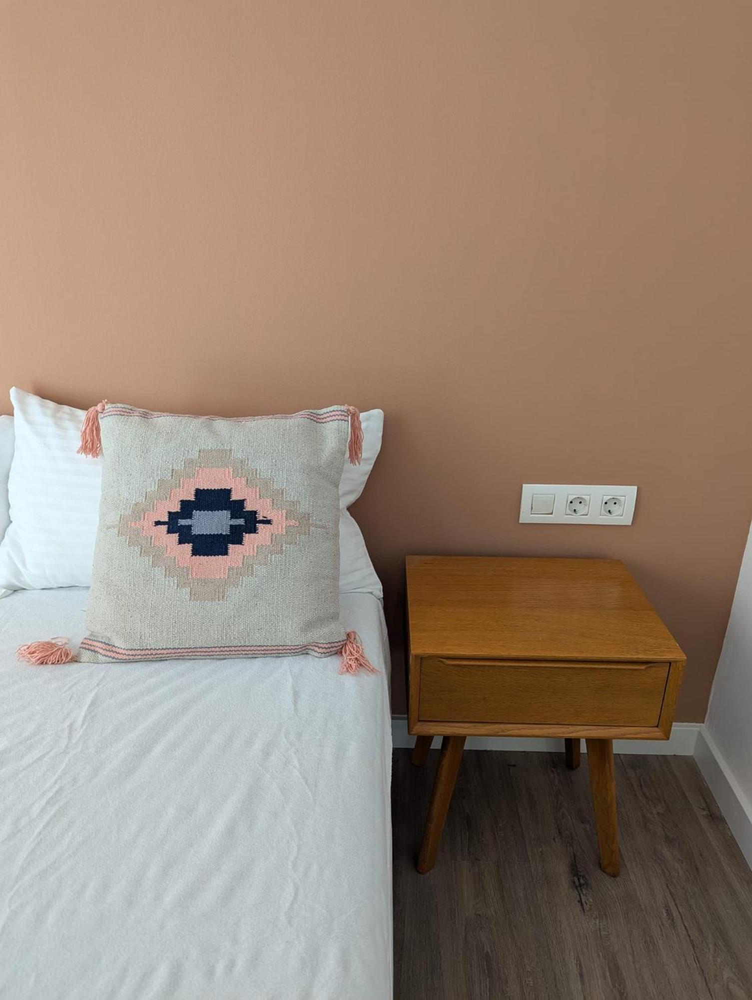 Caliu Barcelona - Fira Apartamento